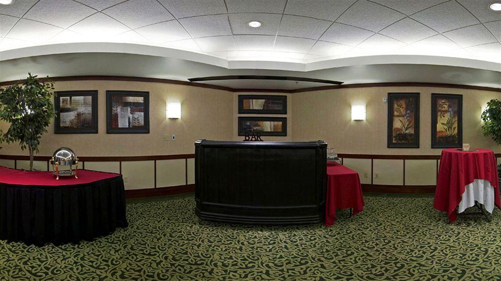 Courtyard By Marriott Oklahoma City Downtown Экстерьер фото