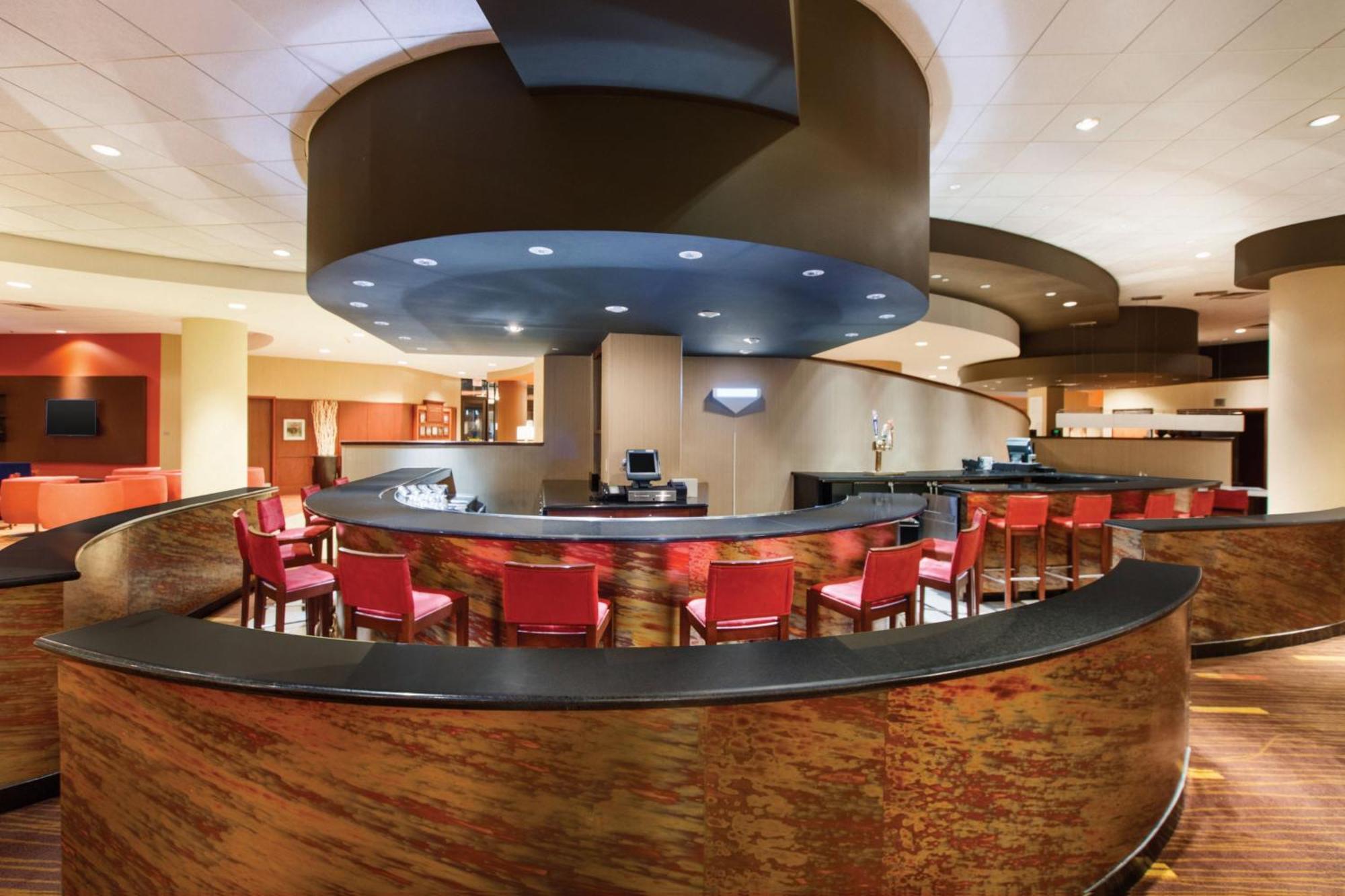 Courtyard By Marriott Oklahoma City Downtown Экстерьер фото
