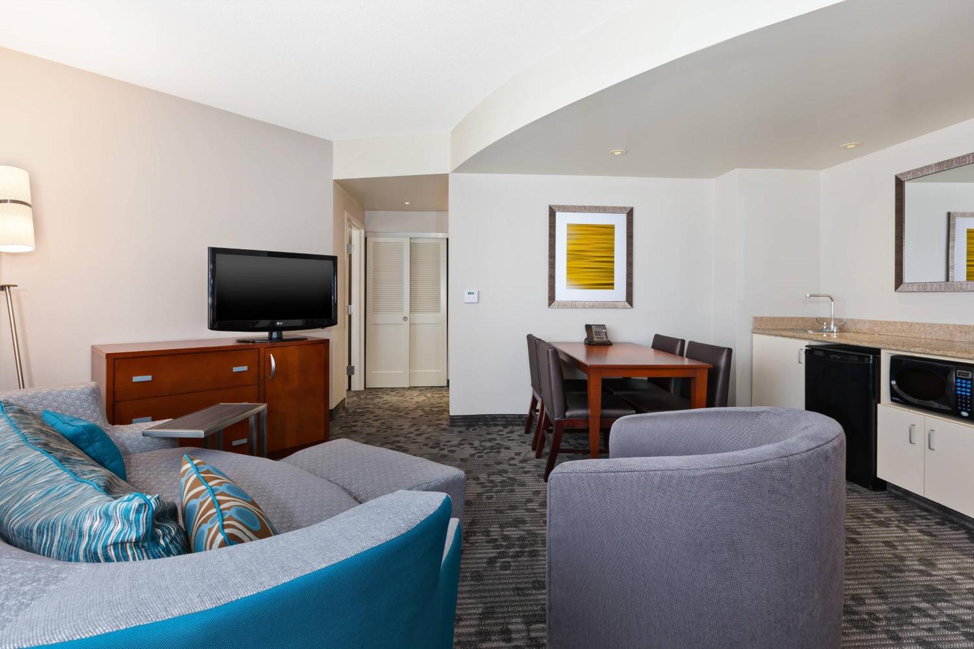 Courtyard By Marriott Oklahoma City Downtown Экстерьер фото